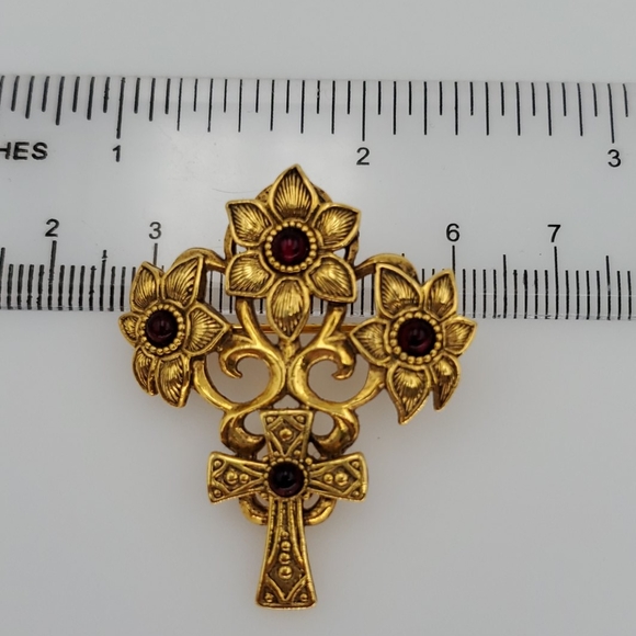 Vatican Library Collection Gold Tone Cross Brooch - Picture 8 of 8